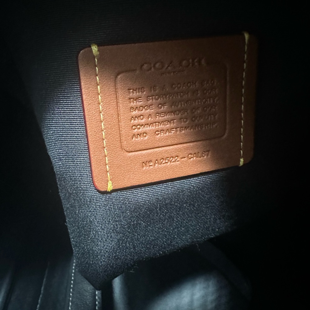 Coach Straw Hadley Turnlock Tote Bag - Picture 6 of 10